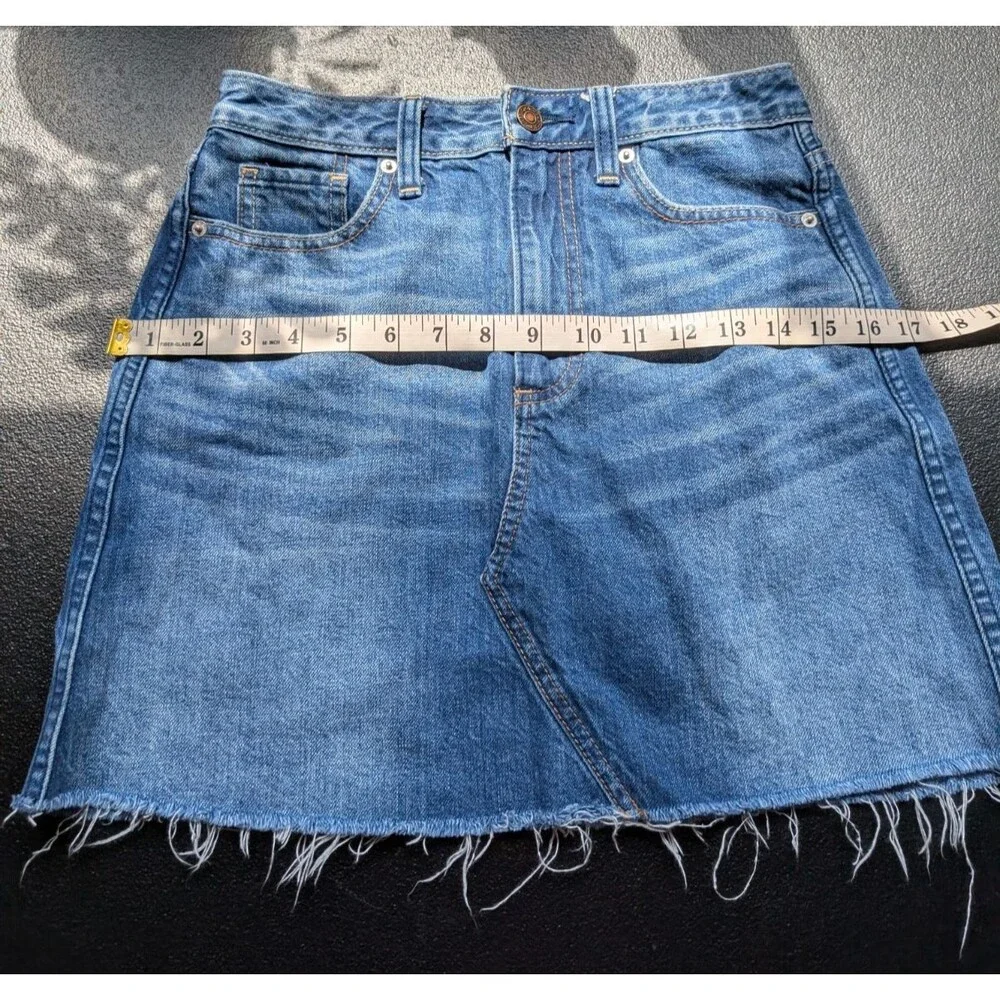 Abercrombie & Fitch Denim Mini Skirt Raw Hem Cotton Y2K Western Size 25